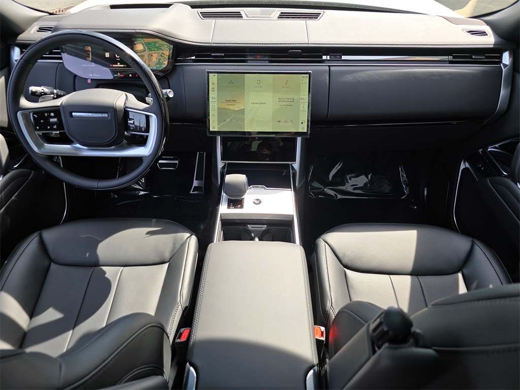 2025 Land Rover Range Rover Autobiography photo 8