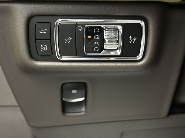 2023 LINCOLN NAUTILUS - Image 11