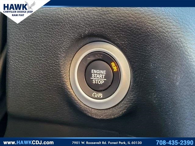 2025 CHRYSLER PACIFICA - Image 19