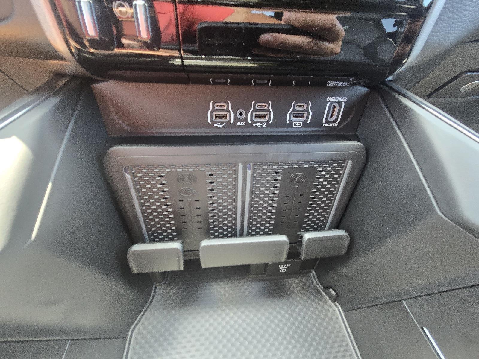2026 Ram 1500 Laramie photo 19