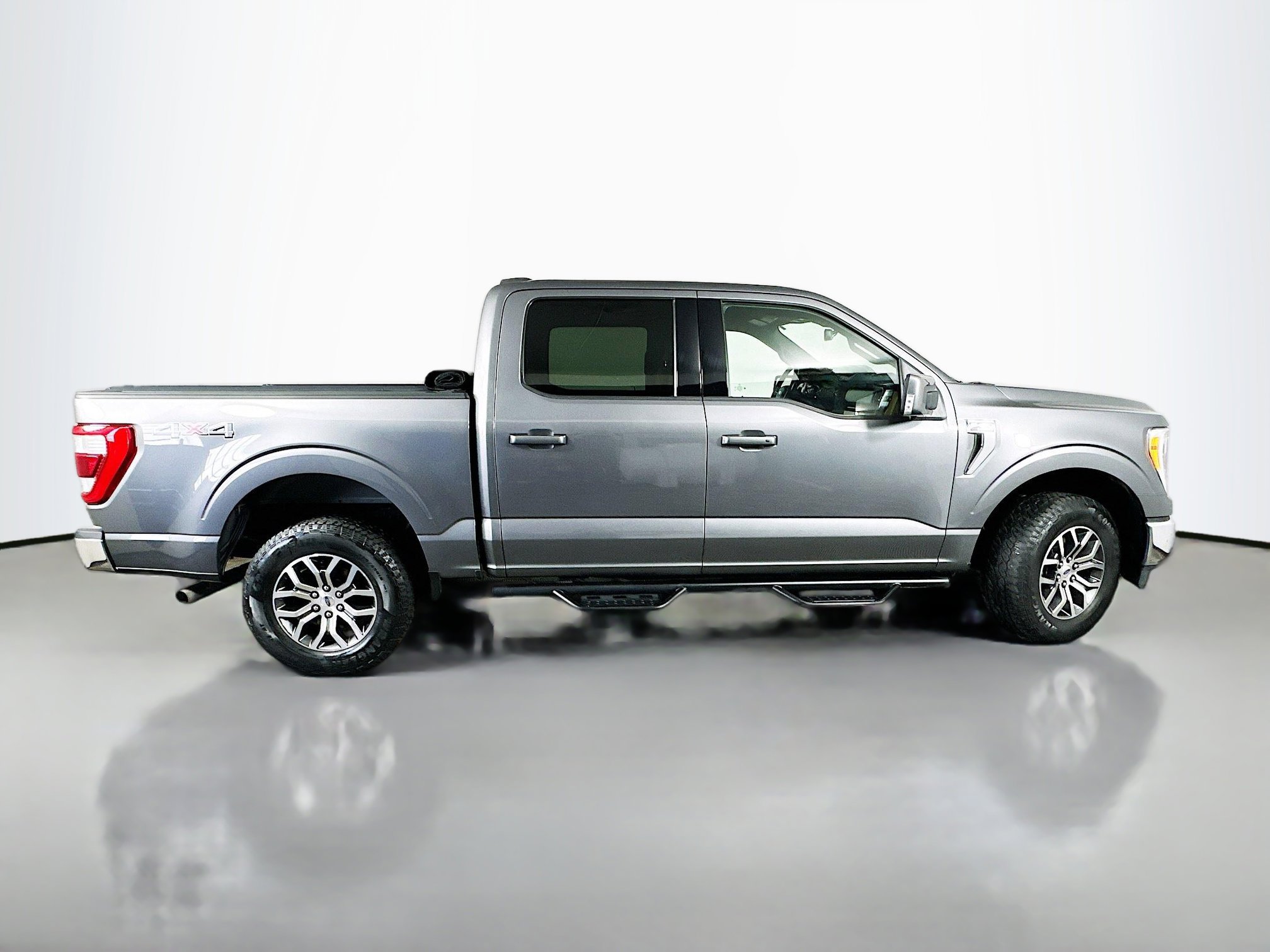2022 Ford F-150 Lariat photo 8