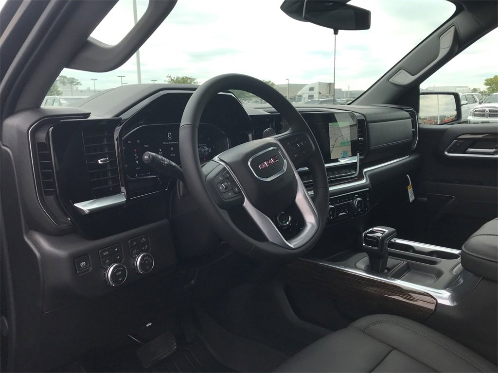2026 GMC SIERRA - Image 17