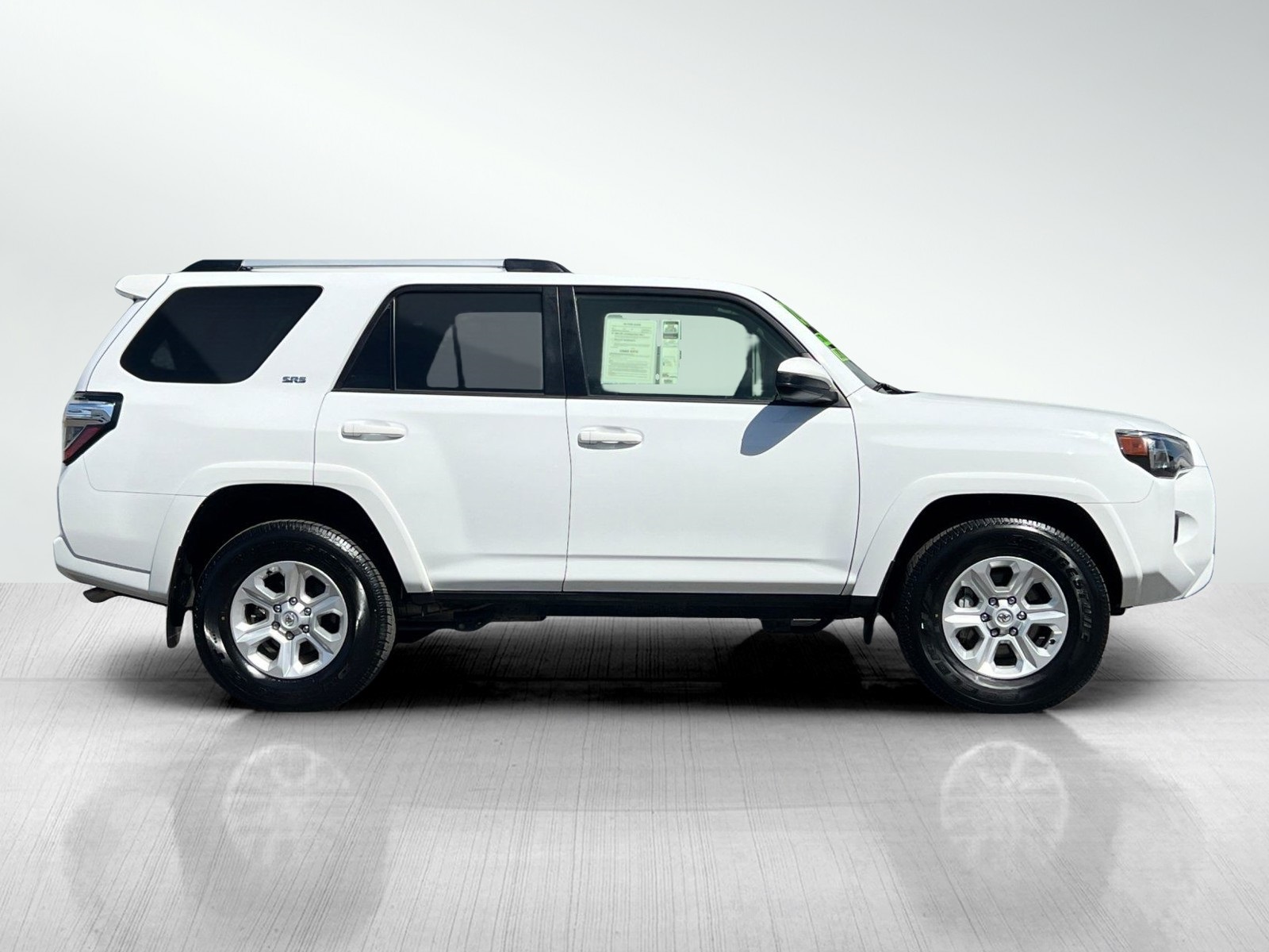 2024 Toyota 4Runner SR5 photo 3