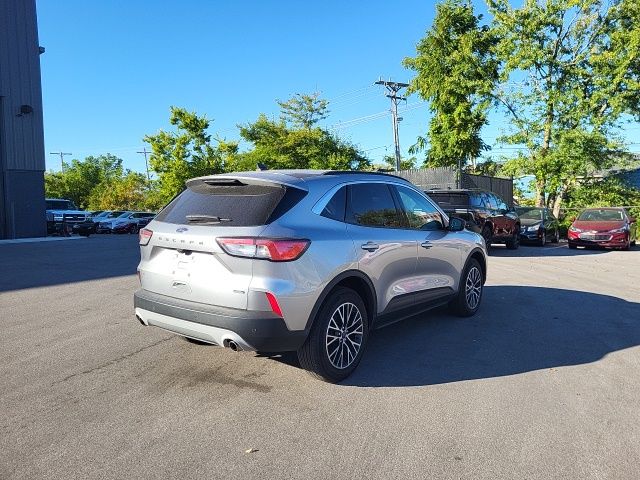 2022 Ford Escape Plug-In Hybrid SE photo 3