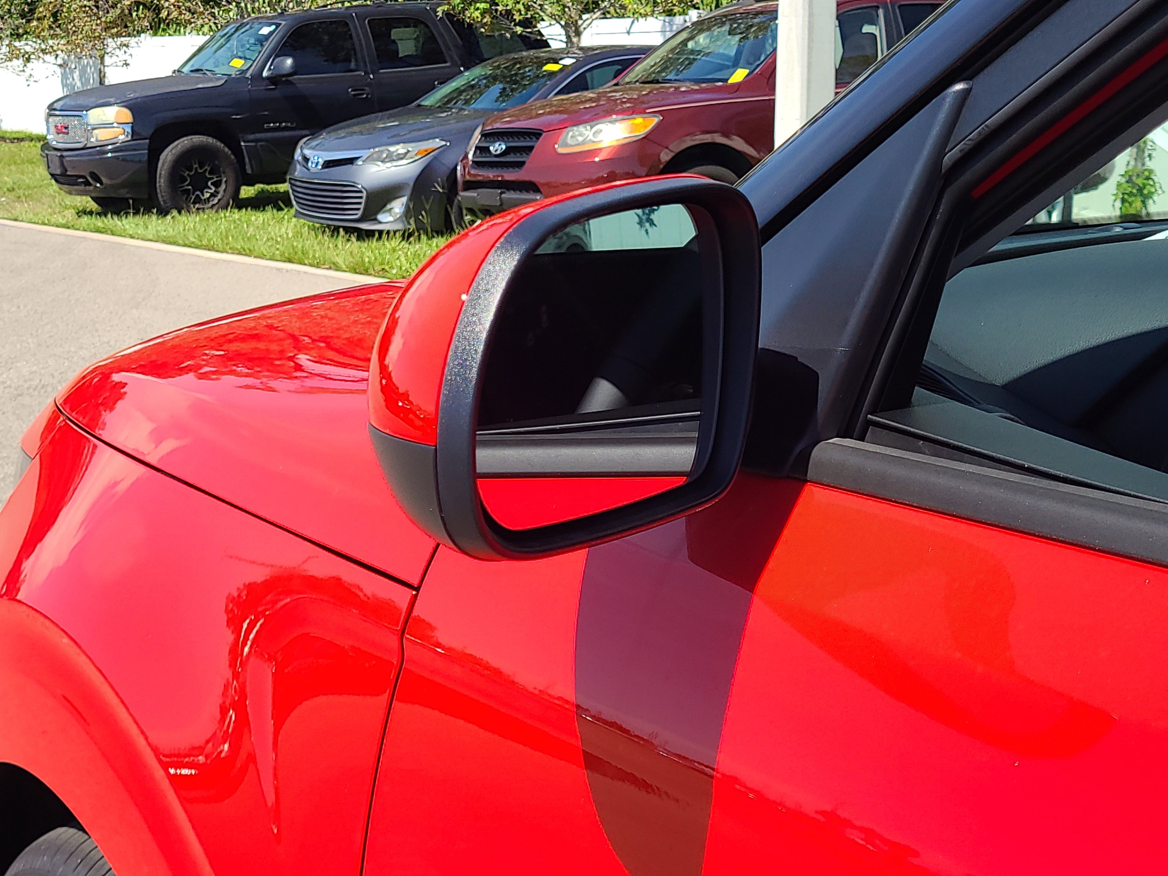 2025 Kia Soul EX photo 2