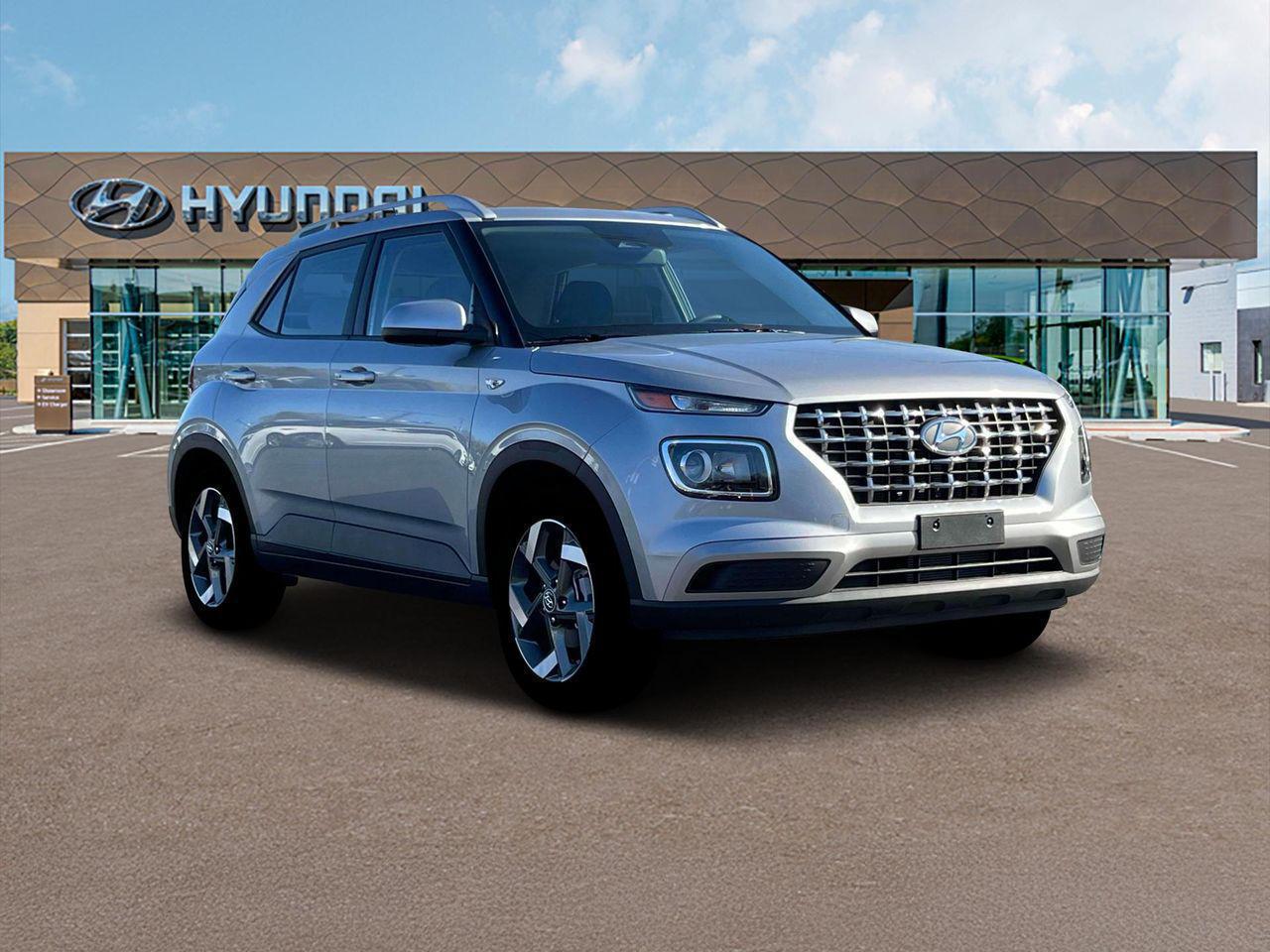 2025 Hyundai Venue SEL photo 9