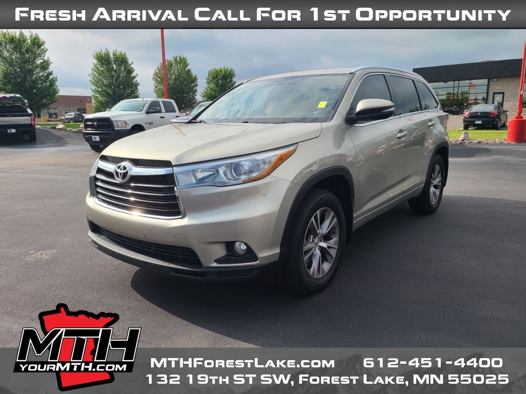 2015 Toyota Highlander Base Hybrid photo 4