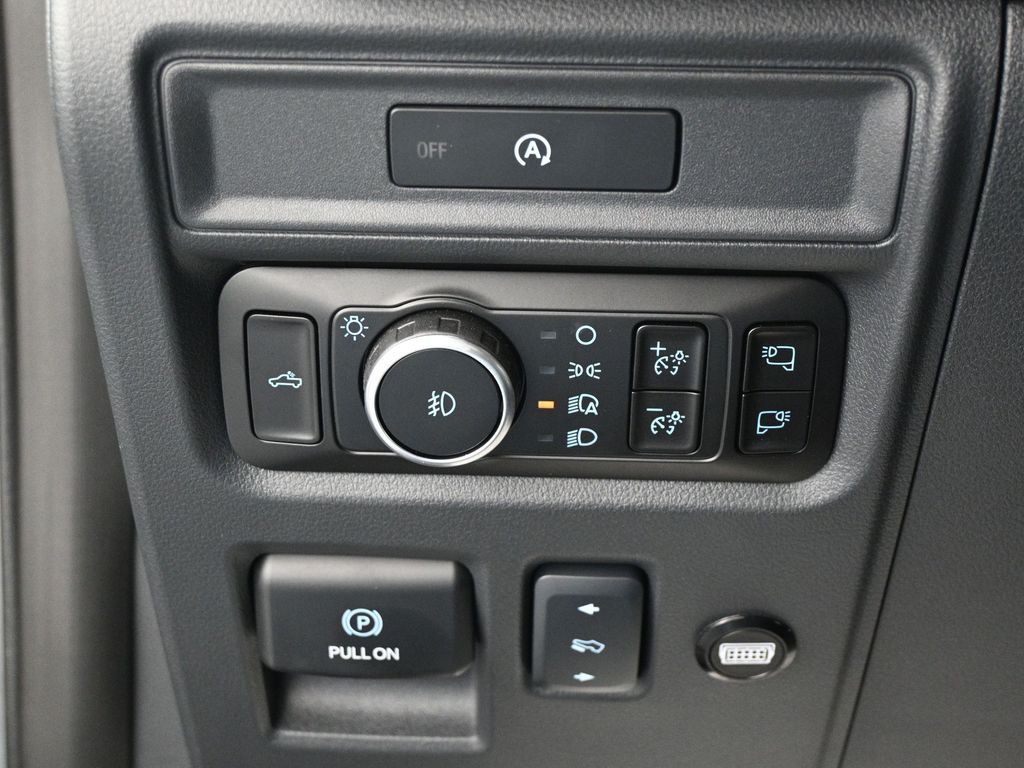 2025 Ford F-150 Lariat photo 11