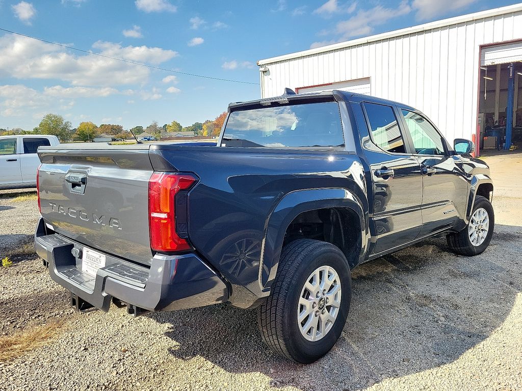2024 Toyota Tacoma SR5 photo 4