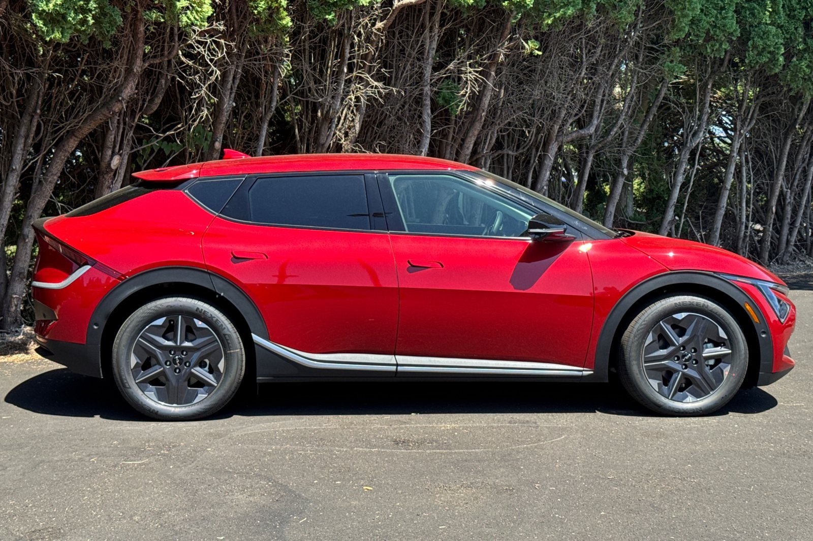2025 Kia EV6 Light Wind photo 2