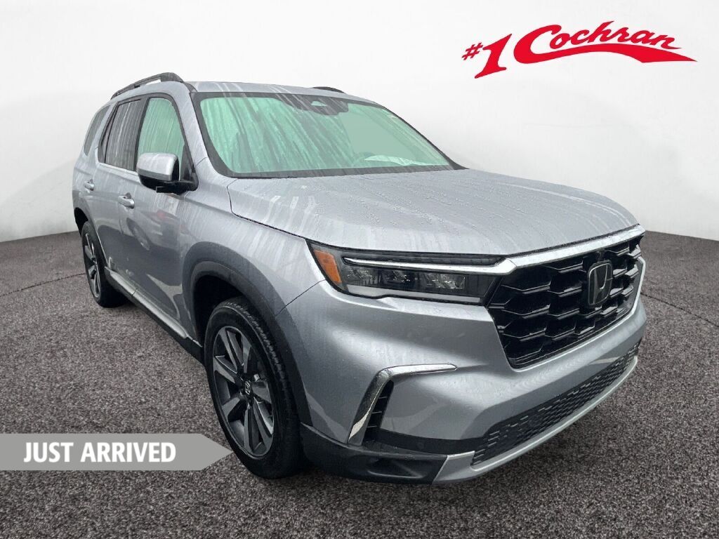 2023 Honda Pilot Elite's photo