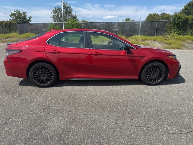 2024 Toyota Camry SE photo 2