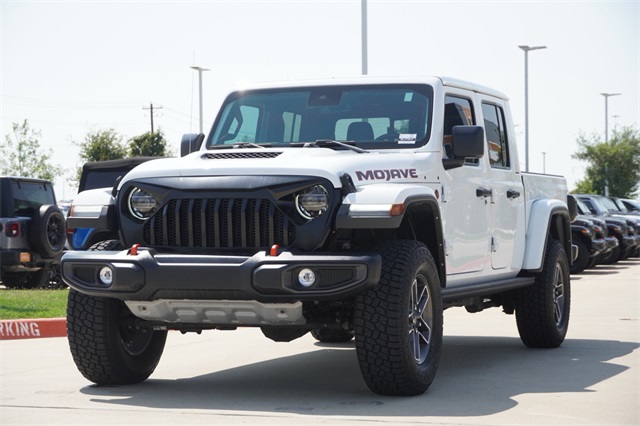 2021 Jeep Gladiator Mojave photo 2