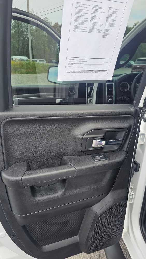 2022 Ram 1500 Classic Warlock photo 13