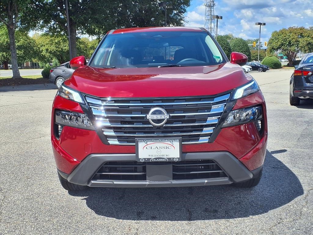2026 Nissan Rogue SV photo 2