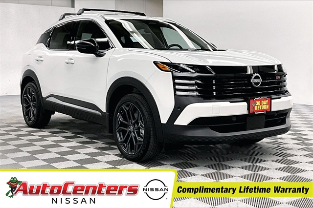 2026 Nissan KICKS SR AWD's photo