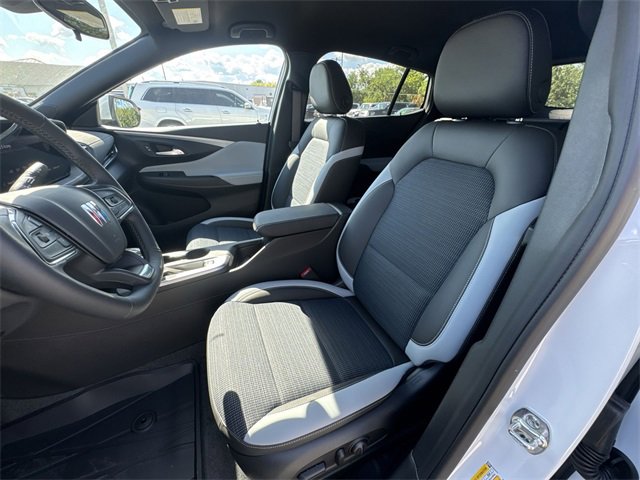 2025 Buick Envista Preferred photo 11