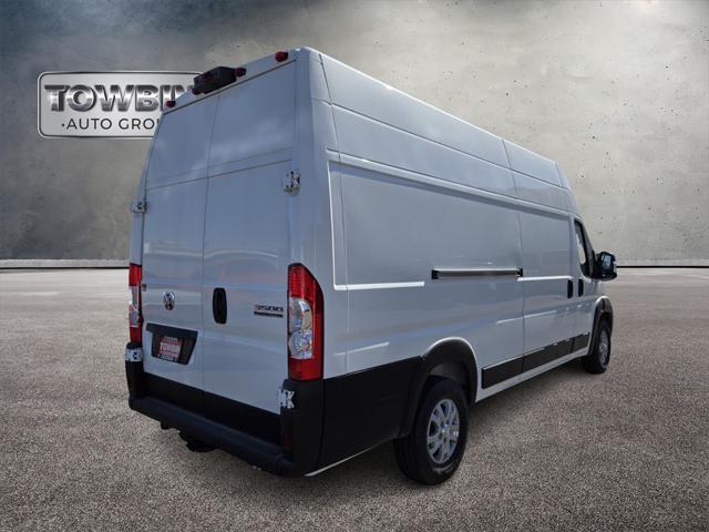 2024 Ram ProMaster 3500 Cargo Van photo 3