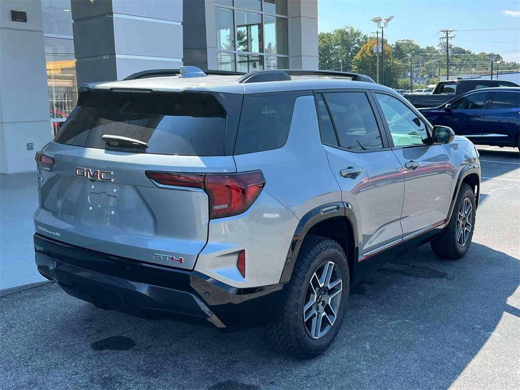 2026 Gmc Terrain AT4 photo 3