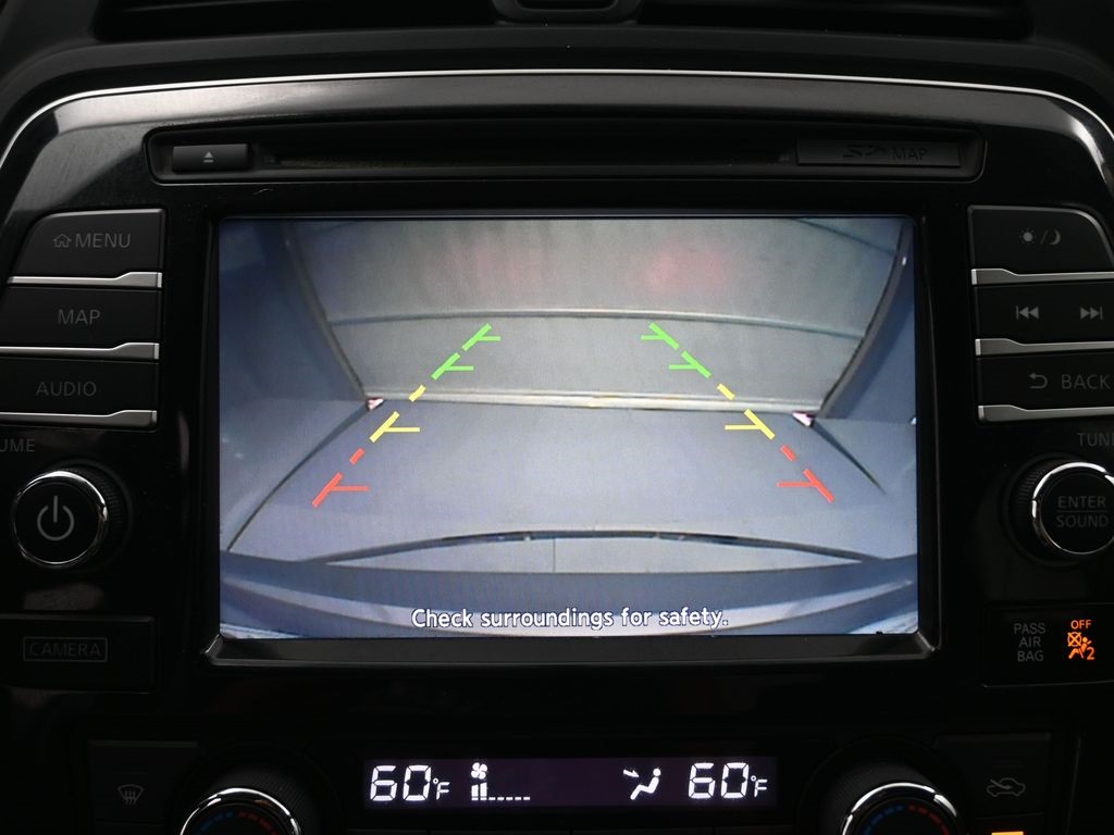 2017 Nissan Maxima SV photo 3