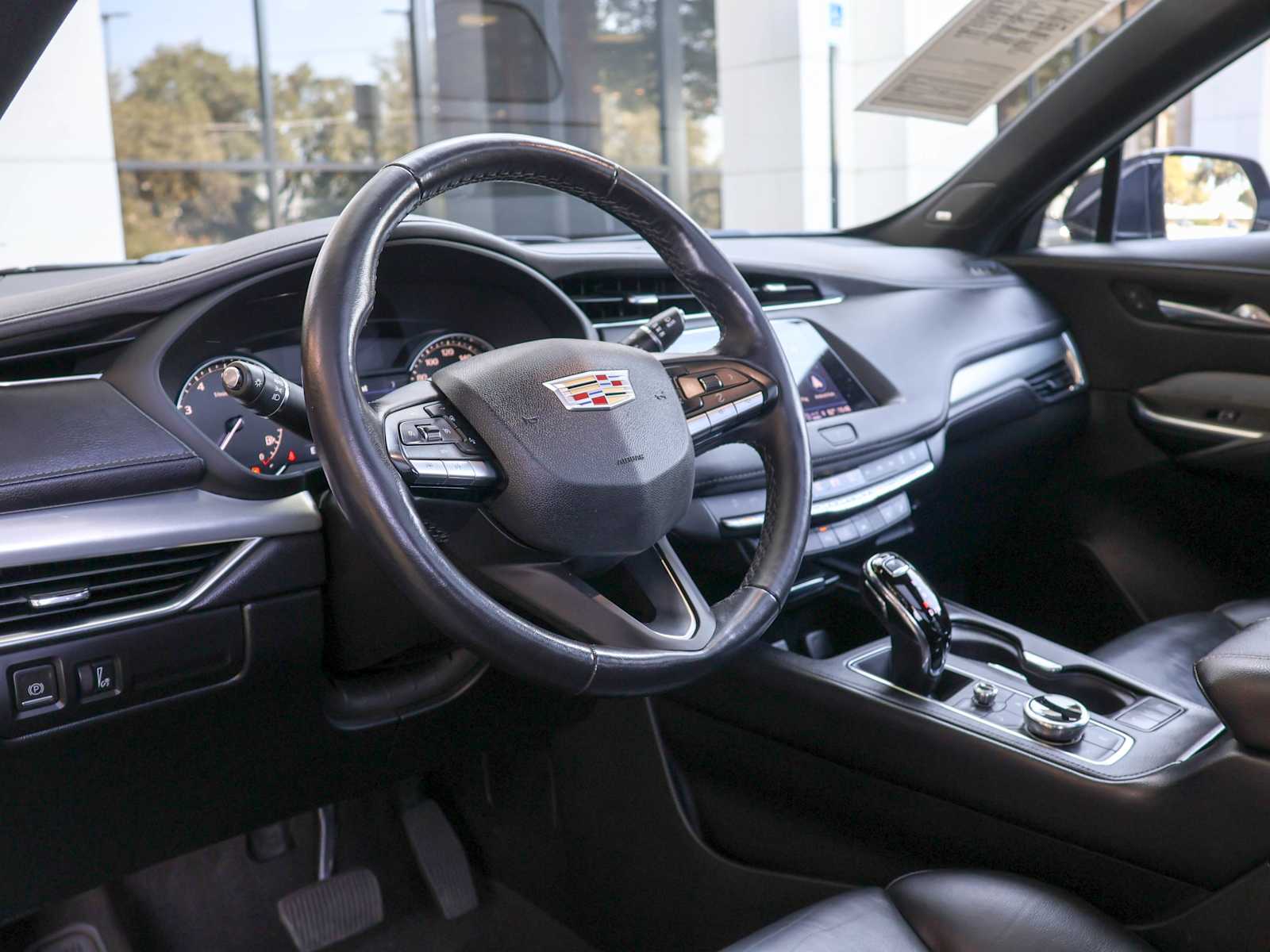 2023 Cadillac XT4 Premium Luxury photo 7