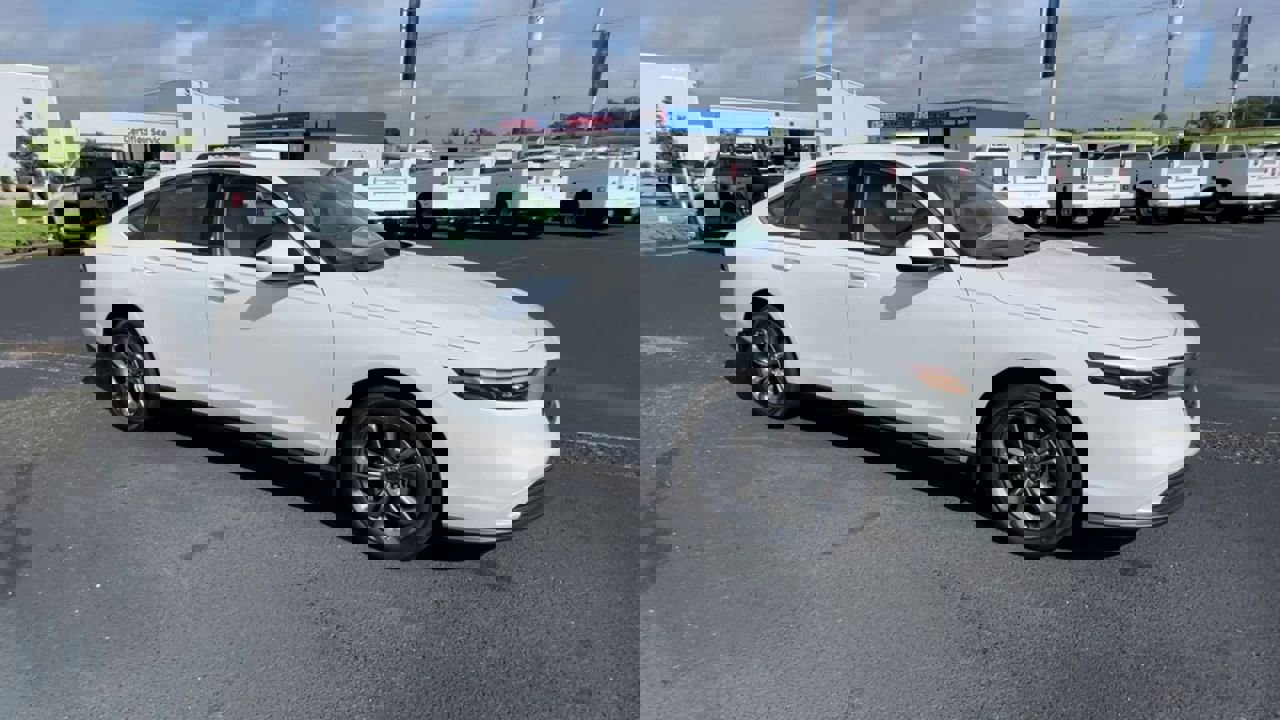 1HGCY1F35RA084077