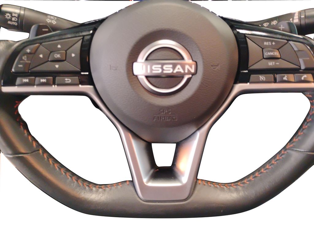 2023 Nissan Altima 2.5 SR photo 16