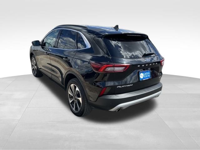 2023 Ford Escape Platinum photo 2