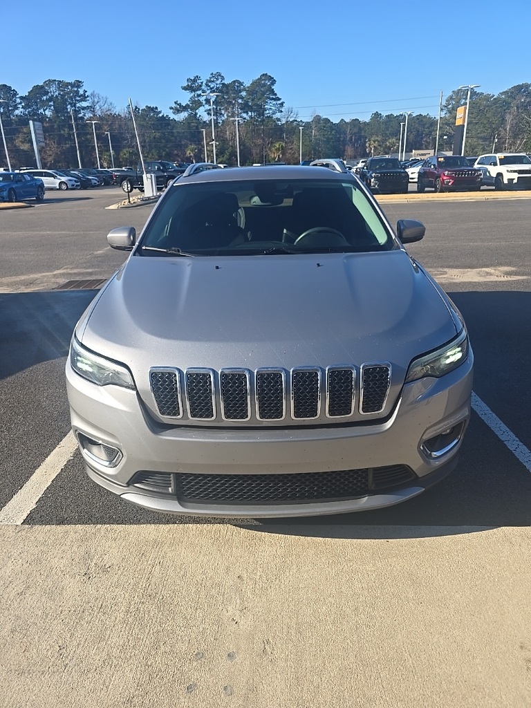 2019 Jeep Cherokee Limited's photo