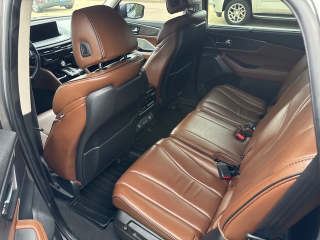 2023 Acura MDX SH-AWD Advance photo 5