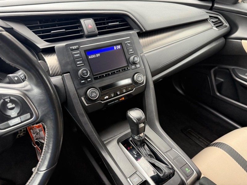 2018 Honda Civic Sport photo 25