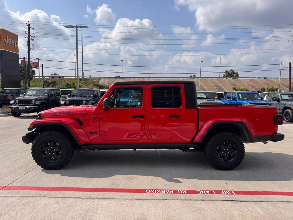 2023 Jeep Gladiator Willys photo 2