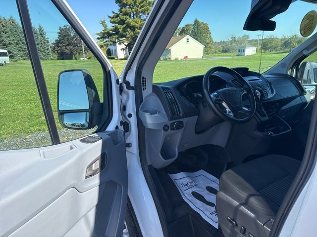 2017 Ford Transit XL photo 9