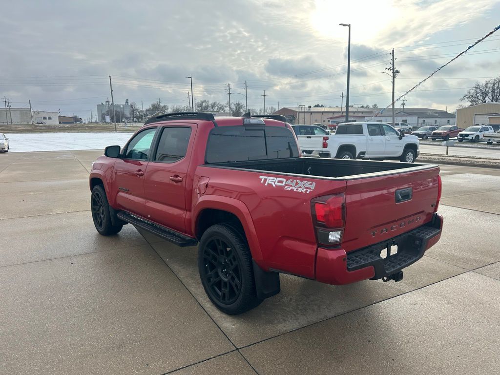 2019 Toyota Tacoma 4x4 TRD Sport Double Cab V6 photo 2
