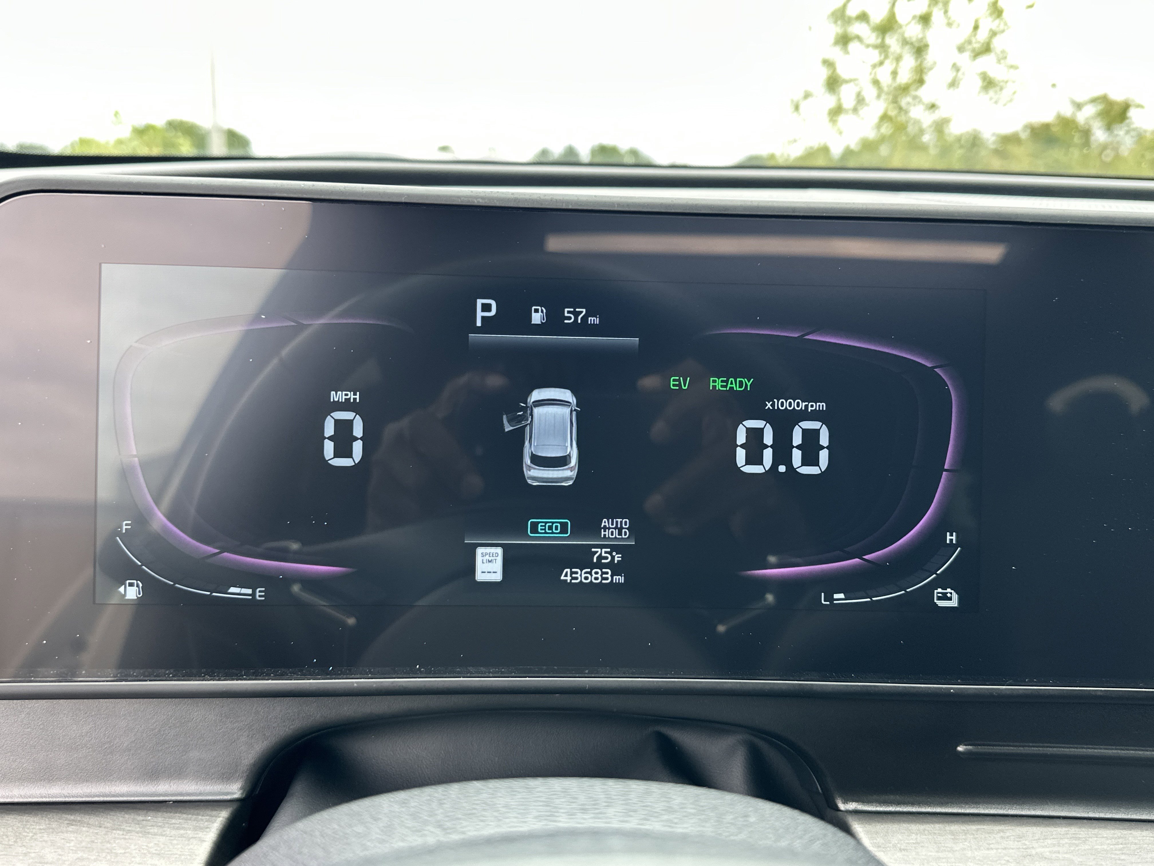 2023 Kia Sportage Plug-In Hybrid X-Line photo 5