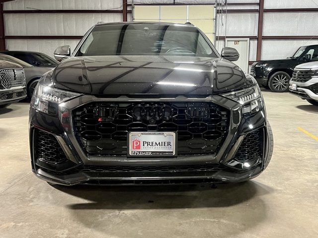 2021 Audi RS Q8 photo 2