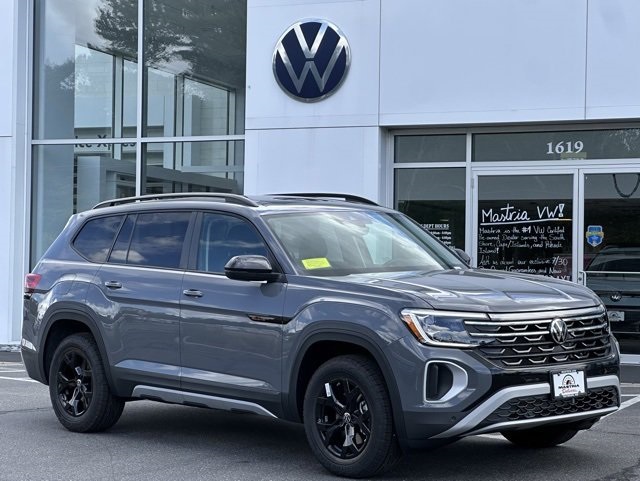 2026 Volkswagen Atlas Atlas Peak Edition's photo