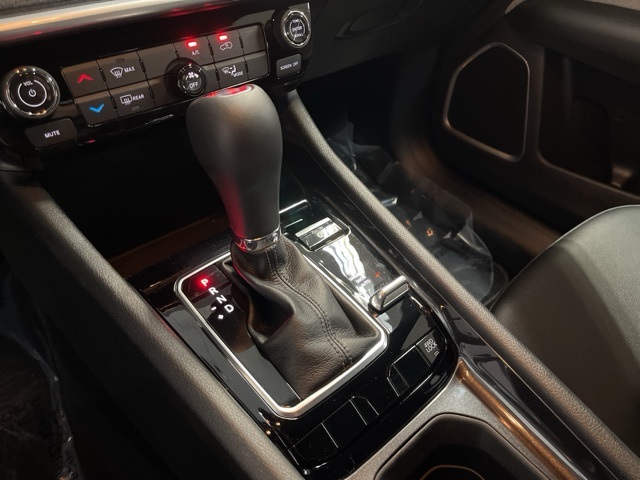 2024 Jeep Compass Latitude photo 28