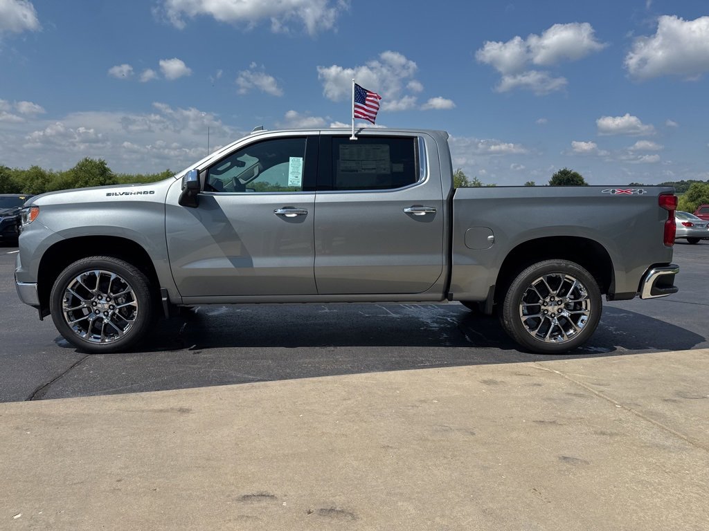 2026 Chevrolet Silverado 1500 LT photo 4