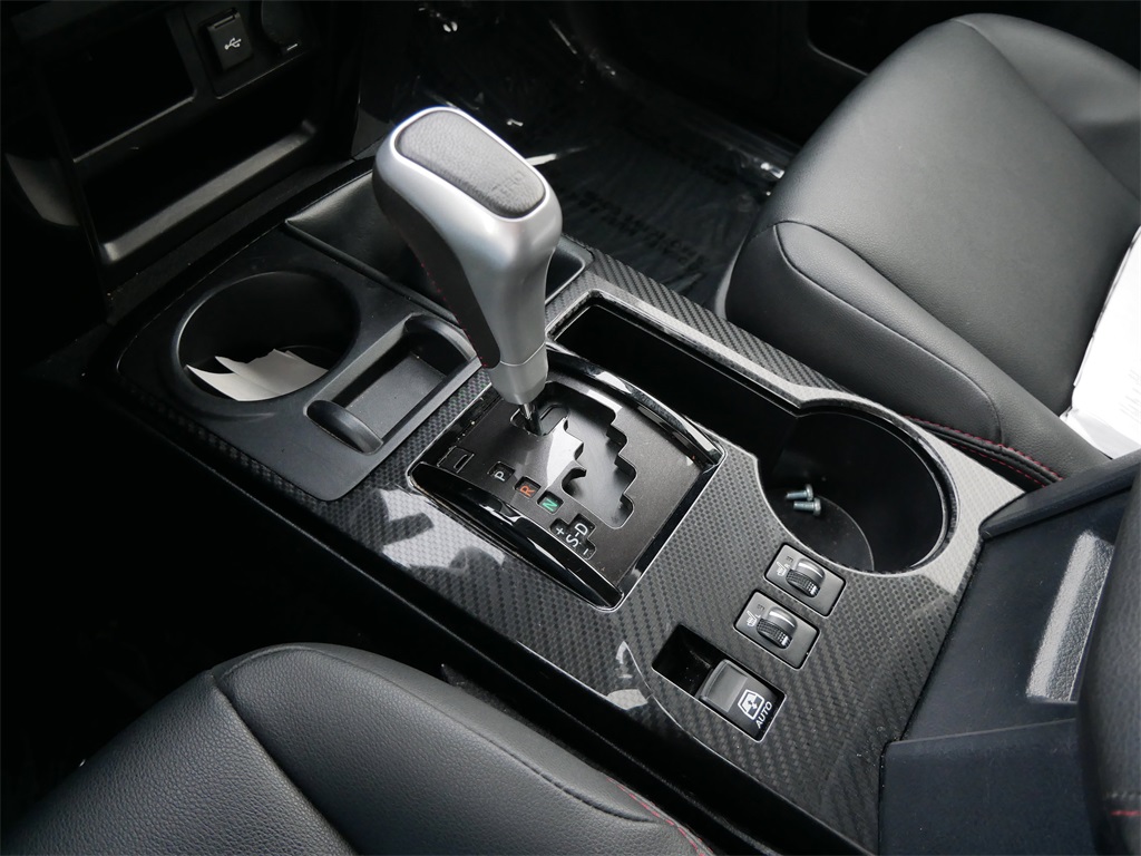 2024 Toyota 4Runner TRD Off-Road Premium photo 18