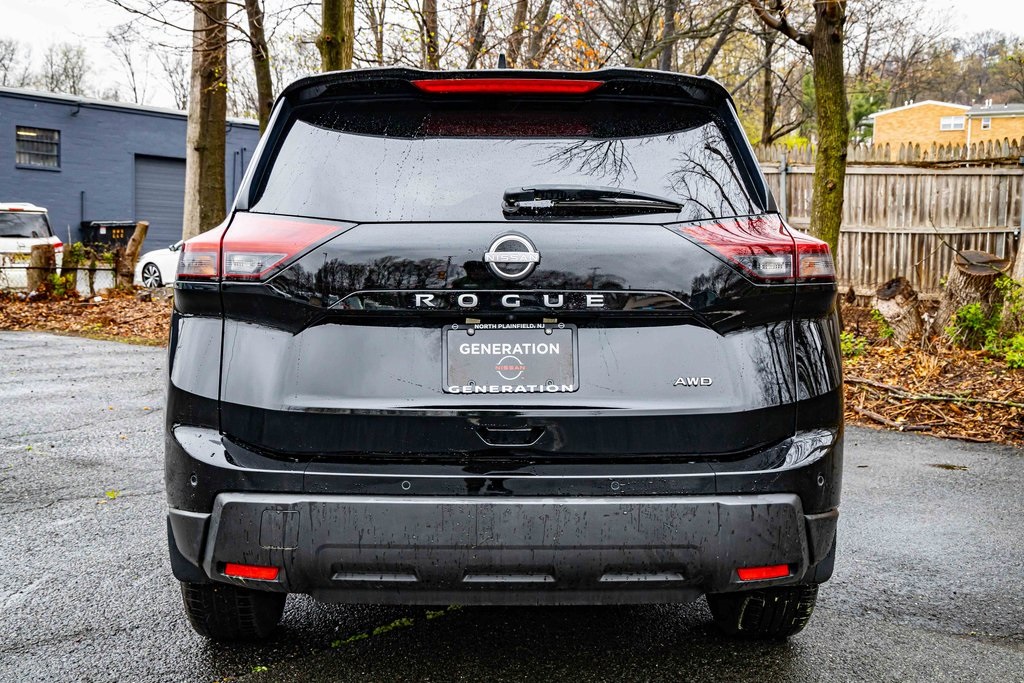 2024 Nissan Rogue S AWD photo 5