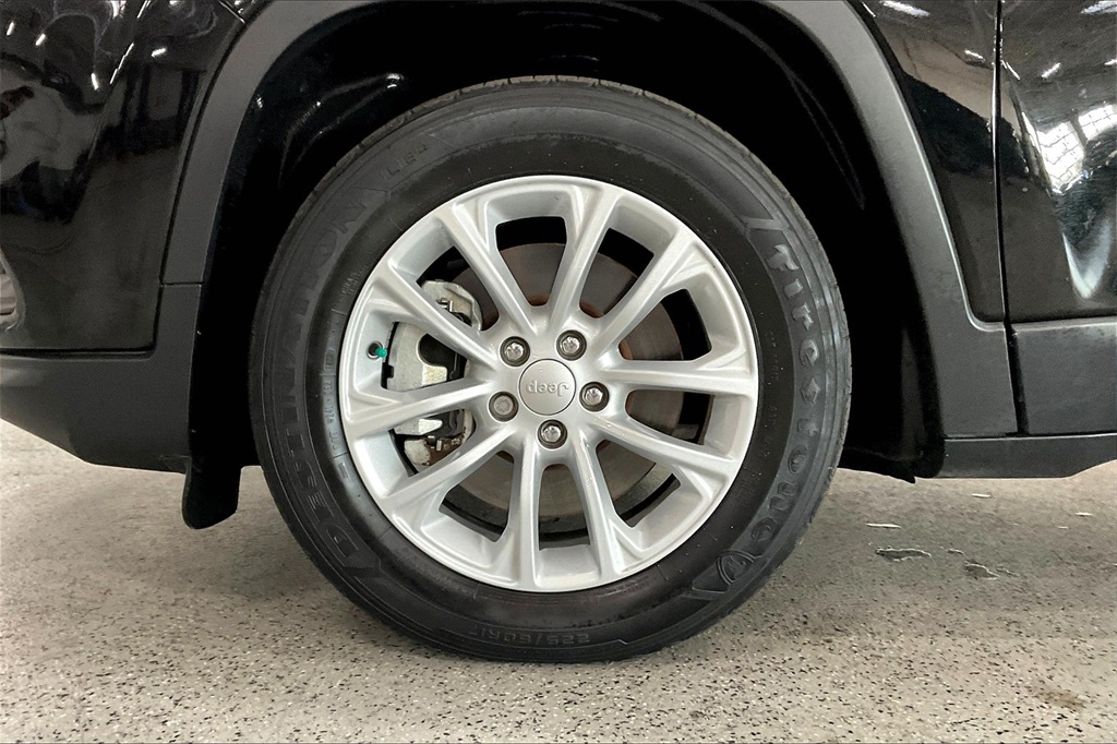 2022 JEEP CHEROKEE - Image 7