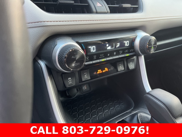 2023 Toyota RAV4 XLE photo 24