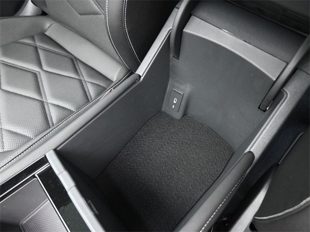 2025 Volkswagen Atlas SE Technology photo 9