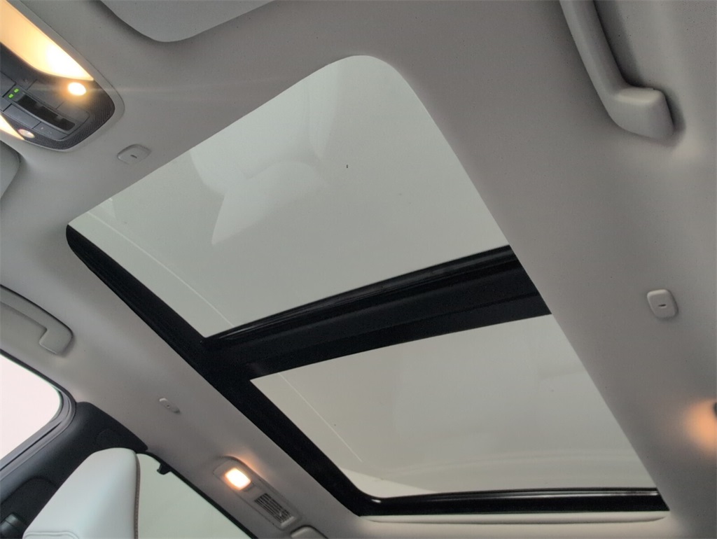 2026 Infiniti QX60 Luxe photo 10