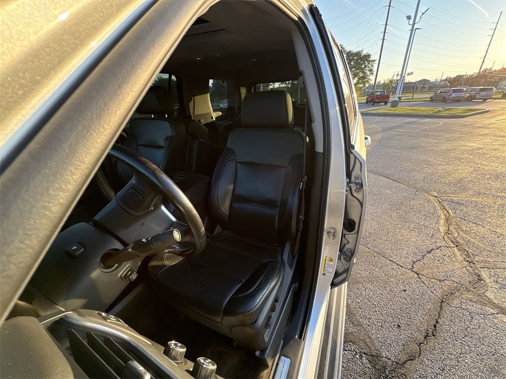 2015 Chevrolet Tahoe LTZ photo 12