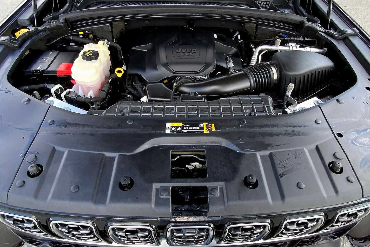 2023 Jeep Grand Cherokee L Summit photo 29
