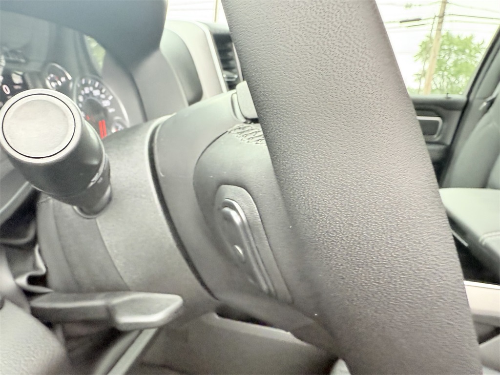 2025 Ram 1500 Big Horn photo 12