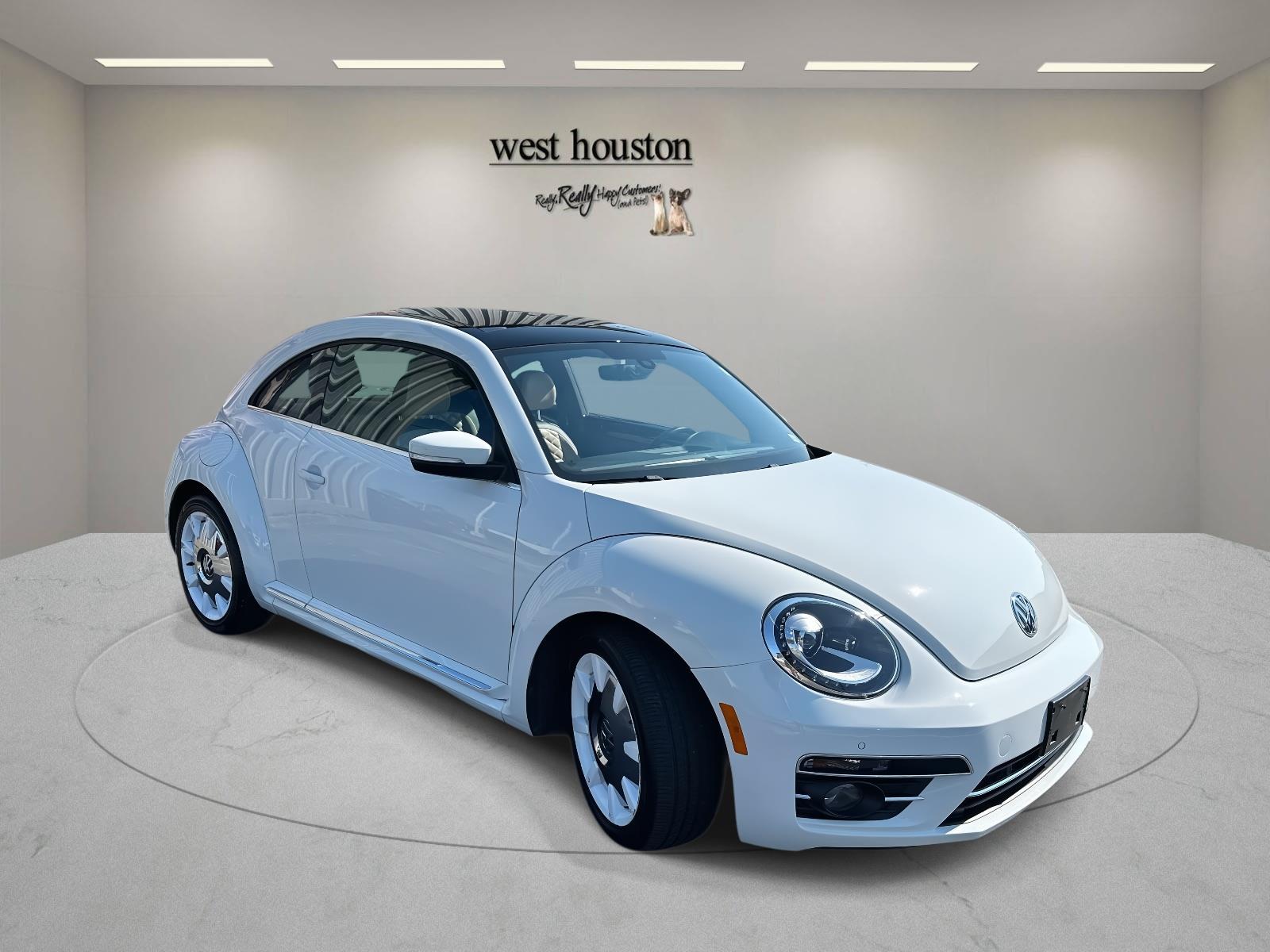 2019 Volkswagen Beetle Final Edition SE photo 2