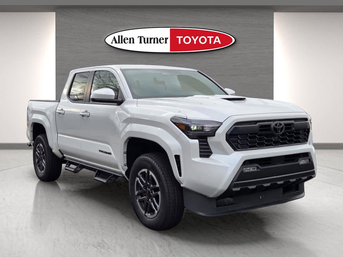 2025 Toyota Tacoma TRD Sport's photo